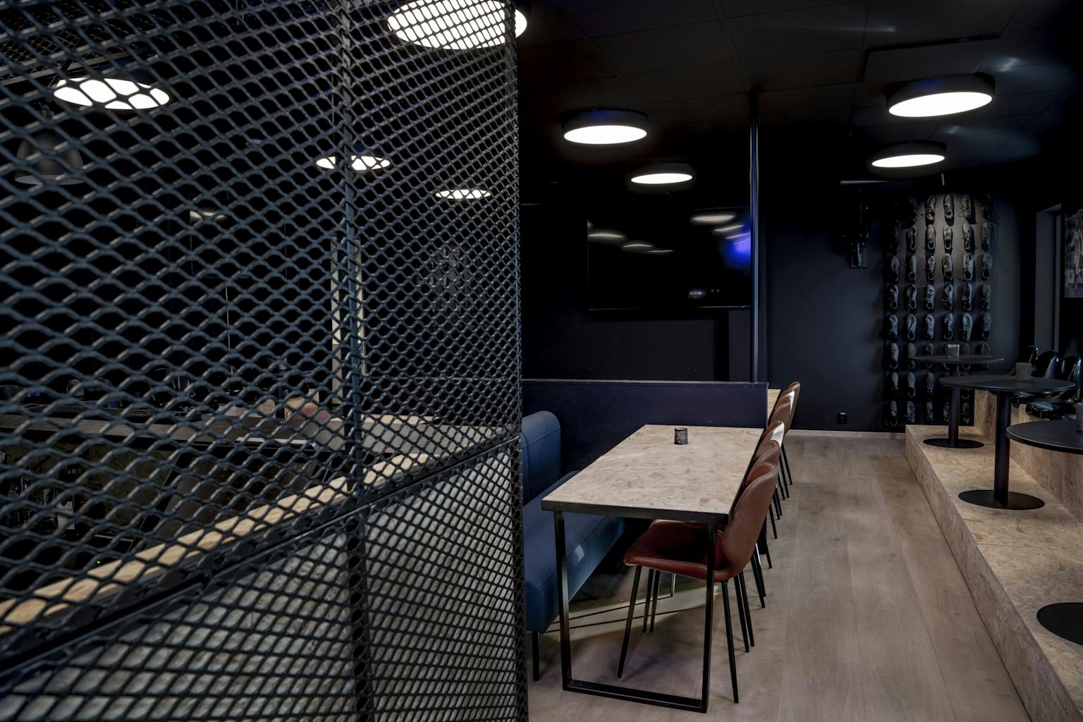 Duco-VarBar-130225-4757