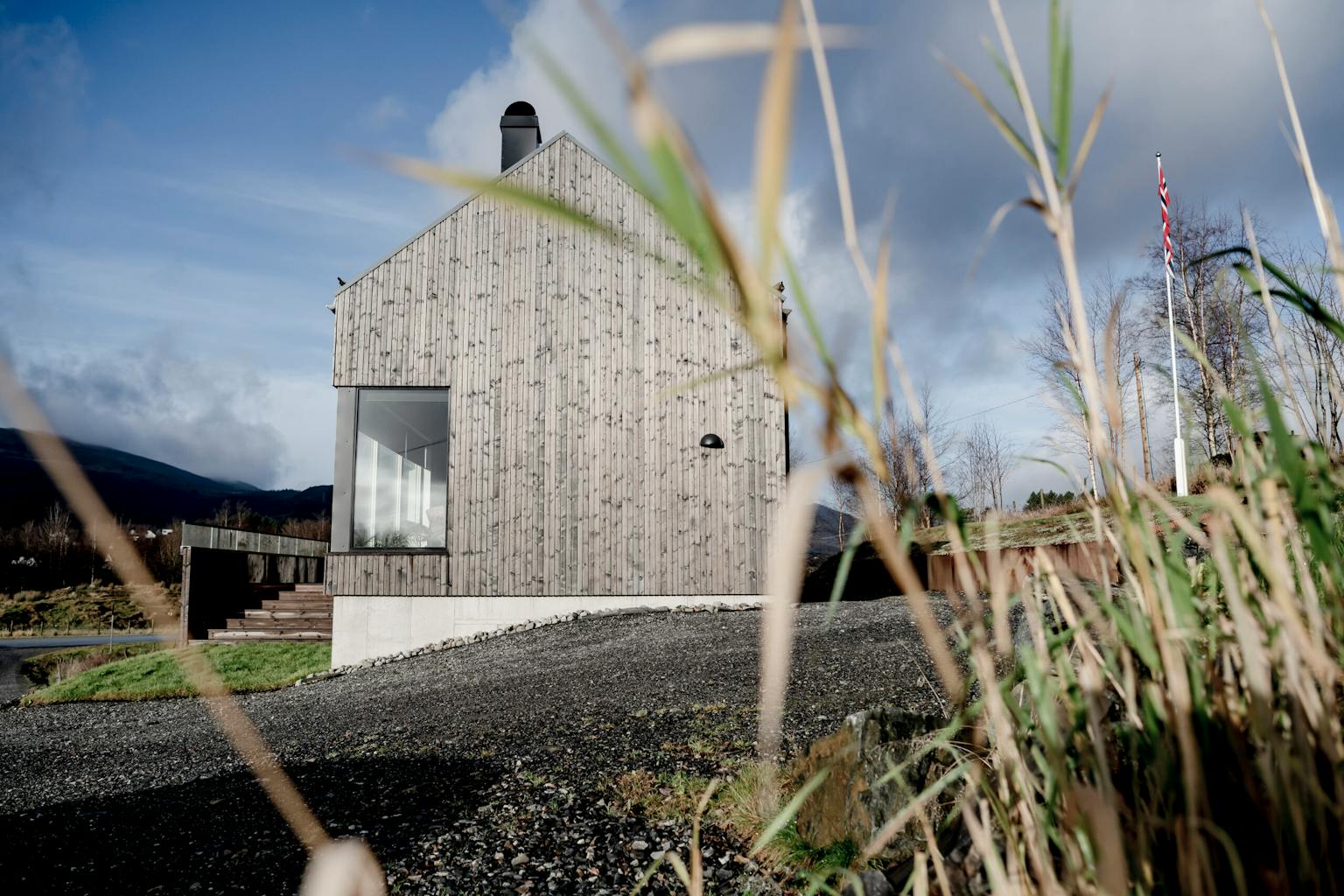 Medium-Duco-Blikravegen-131124-8523