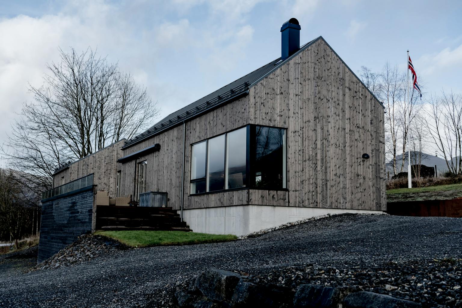 Medium-Duco-Blikravegen-131124-8550